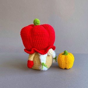 Bell pepper gnome